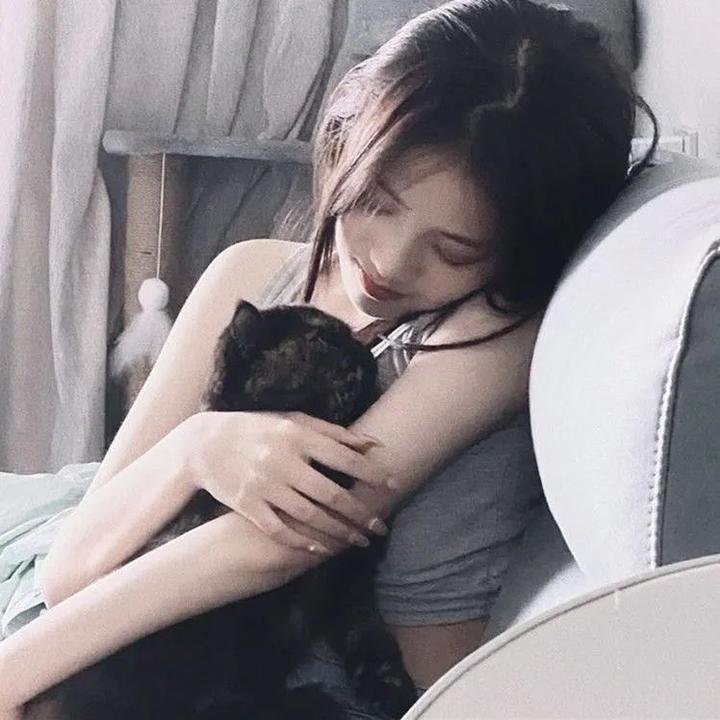 薄总又被前妻虐哭了